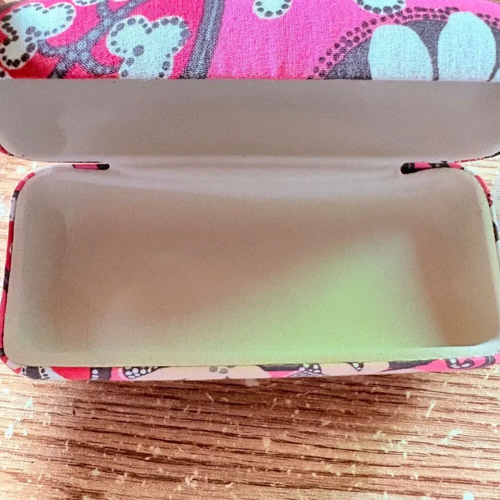 Retired Vera Bradley Hard Eyeglass Clam Case Blush Pink Pattern large